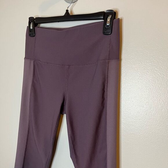 Apana Purple Workout Capri Leggings Size Small - Picture 4 of 8